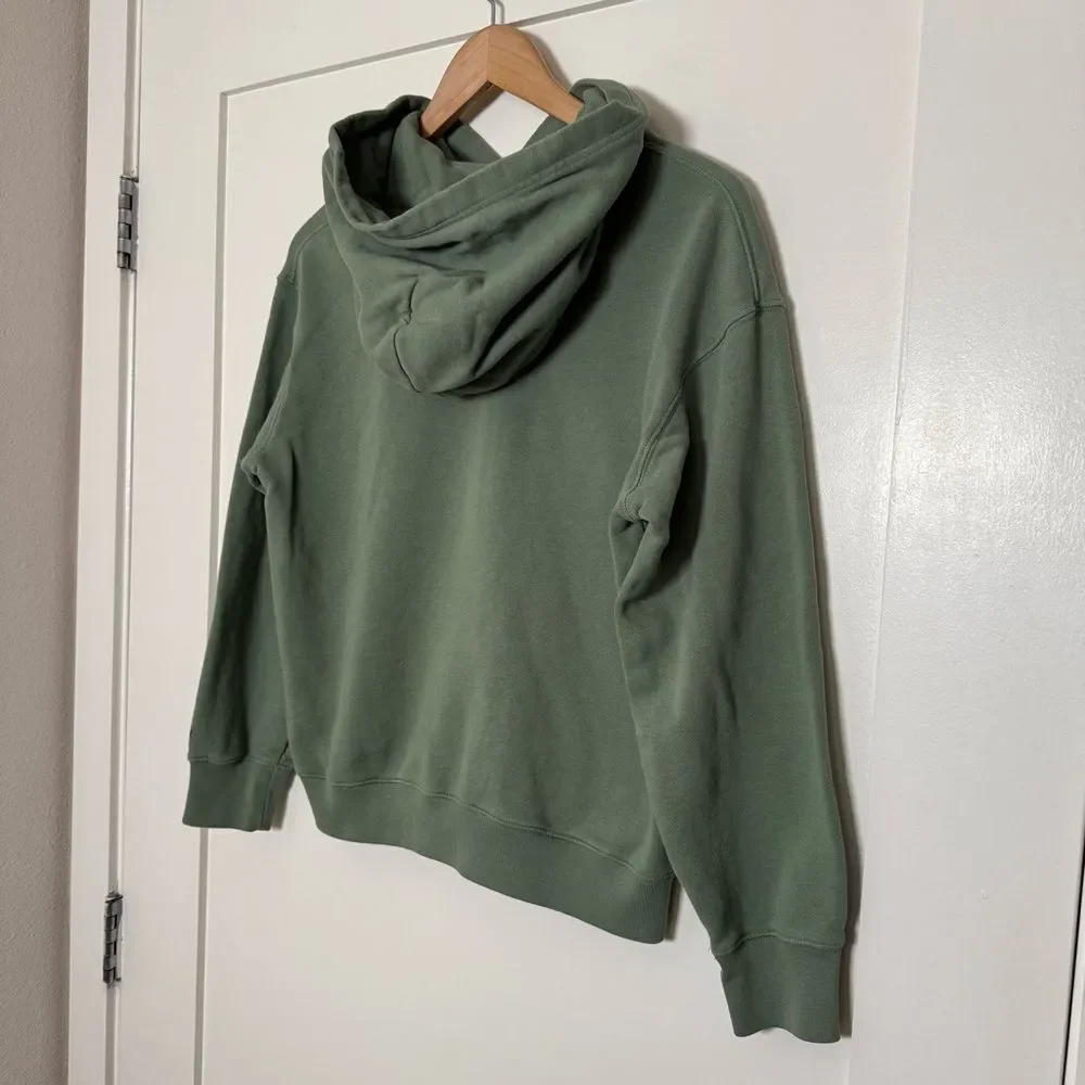 UT Uniqlo Sweatshirt Hoodie Youth Kids Unisex Sz 13 Green Peanuts Snoopy